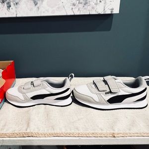 NIB Boys 12.5 Puma Shoes